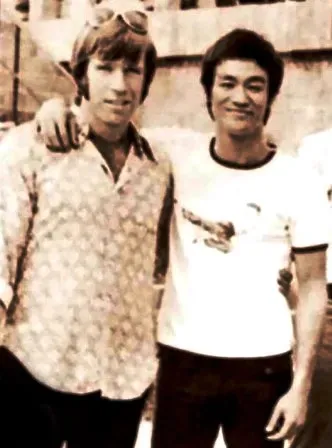 Huyền thoại võ thuật Lý Tiểu Long và Chuck Norris