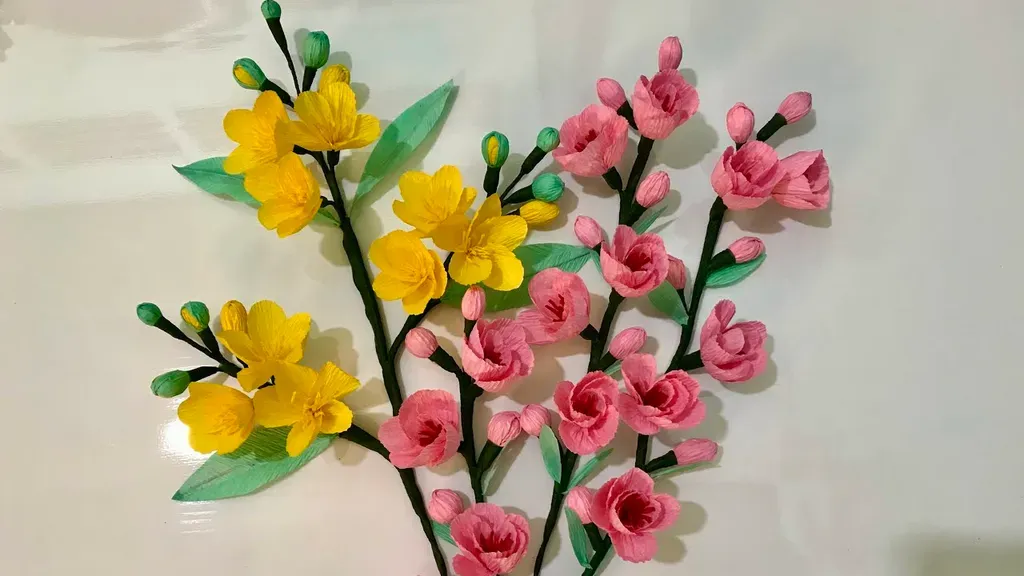 Hoa đào giấy thắm sắc trên nền mộc