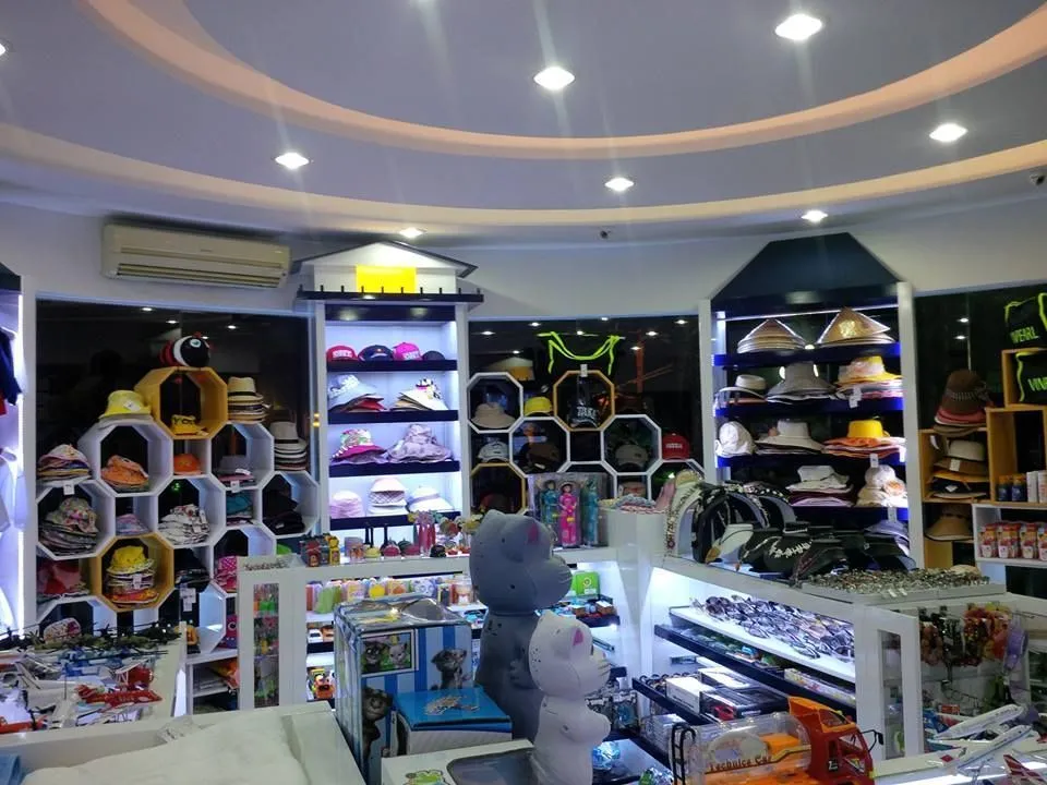 Phối hợp tượng decor và quà tặng lưu niệm nghệ thuật