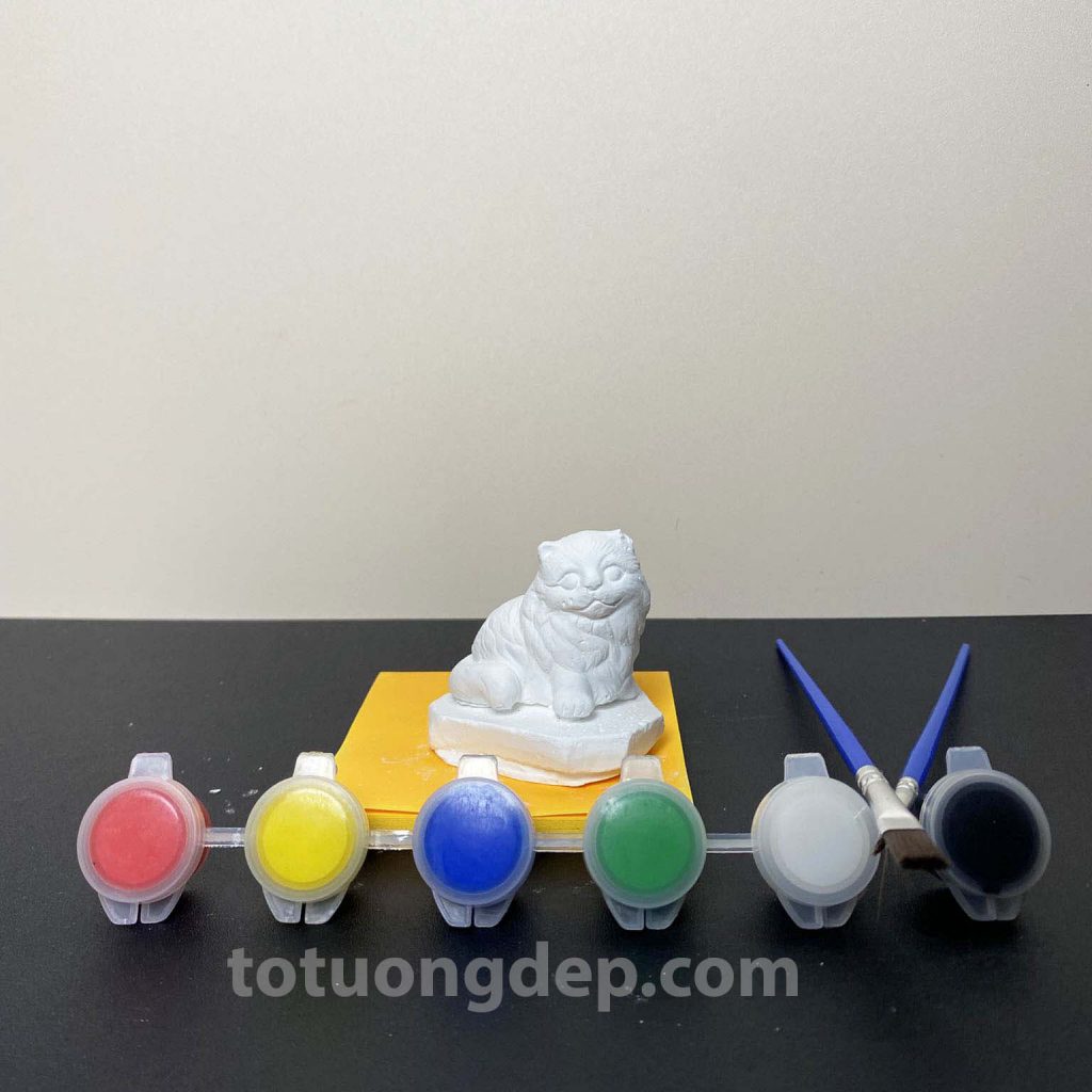 Tượng Mèo Anh Lông Dài