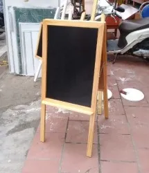 Bảng đen khung gỗ hai mặt BMN01 dùng để viết phấn tiện lợi