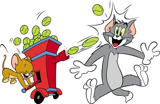 Mèo Tom trong một tư thế săn đuổi chuột Jerry quen thuộc