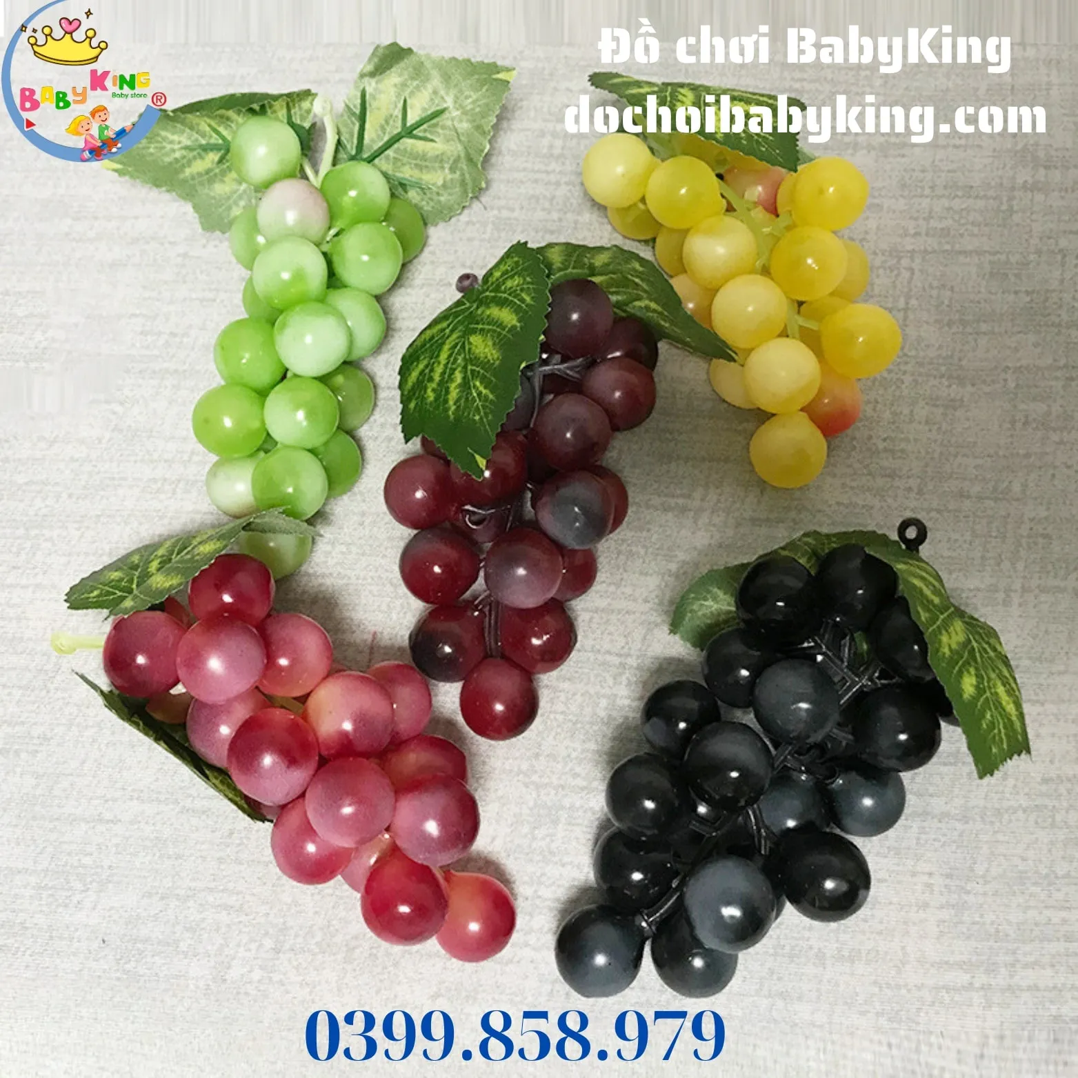 Chùm nho nhiều màu sắc trong bộ đồ chơi trái cây