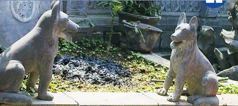 Tượng chó đá được điêu khắc tinh xảo từ đá tự nhiên nguyên khối đảm bảo độ bền vĩnh cửu