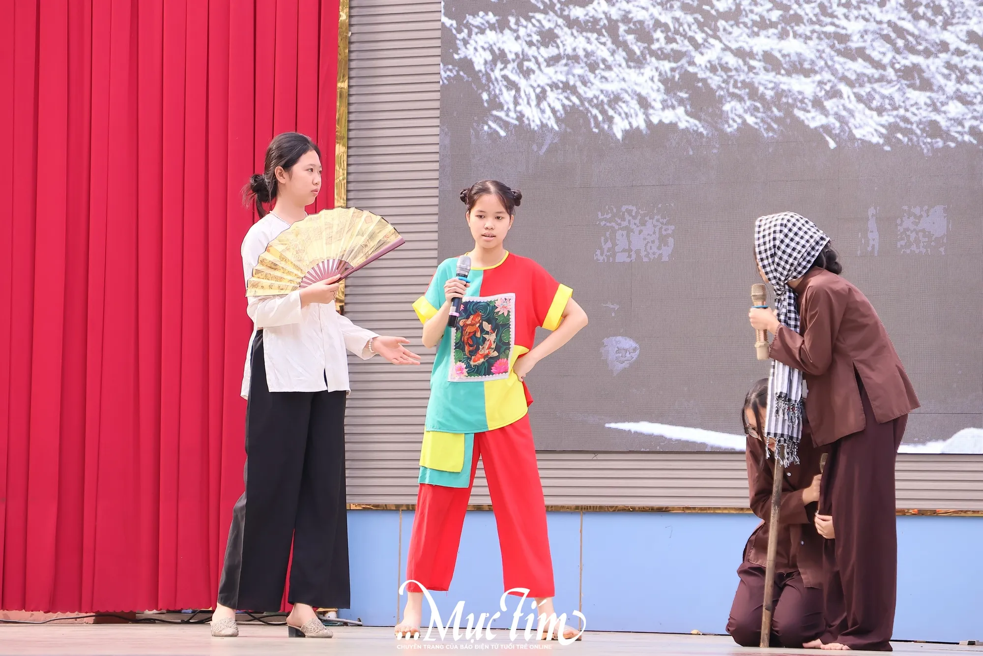 Vở kịch Một bữa no mang lại nhiều suy ngẫm cho người xem