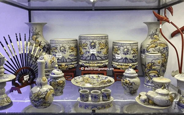 Bộ đồ thờ cung men rạn đắp nổi Bát Tràng chính gốc