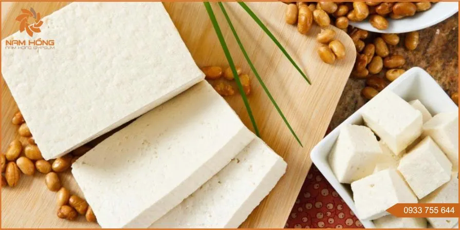 Đậu phụ trắng mịn được làm từ thạch cao thực phẩm