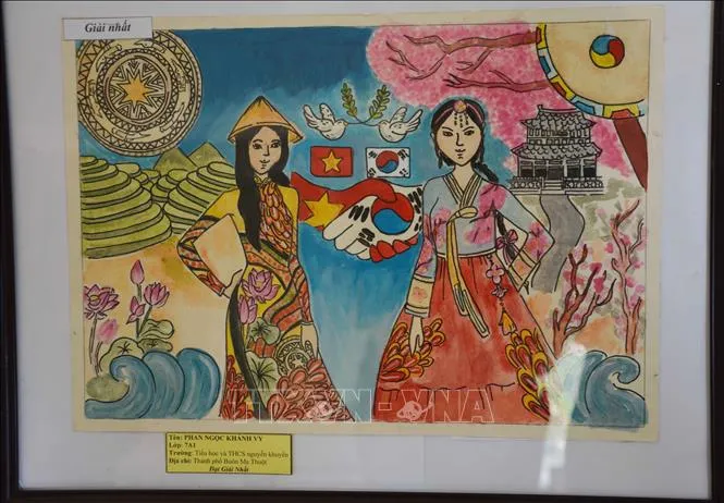 Bức tranh thể hiện sự giao lưu văn hóa giữa thiếu nhi Việt Nam và Hàn Quốc