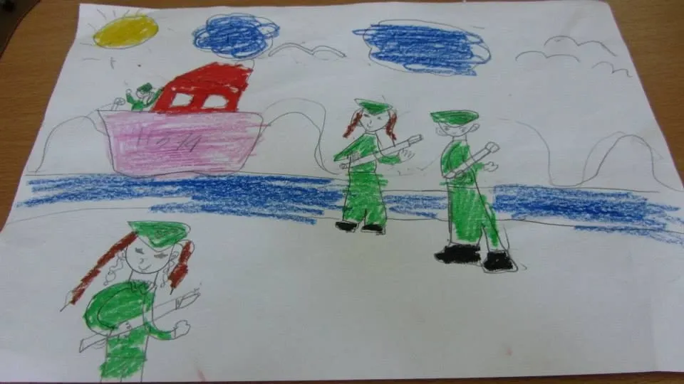 Bức tranh vẽ học sinh lớp 1 của bé Thảo Nhi về bảo vệ biển đảo