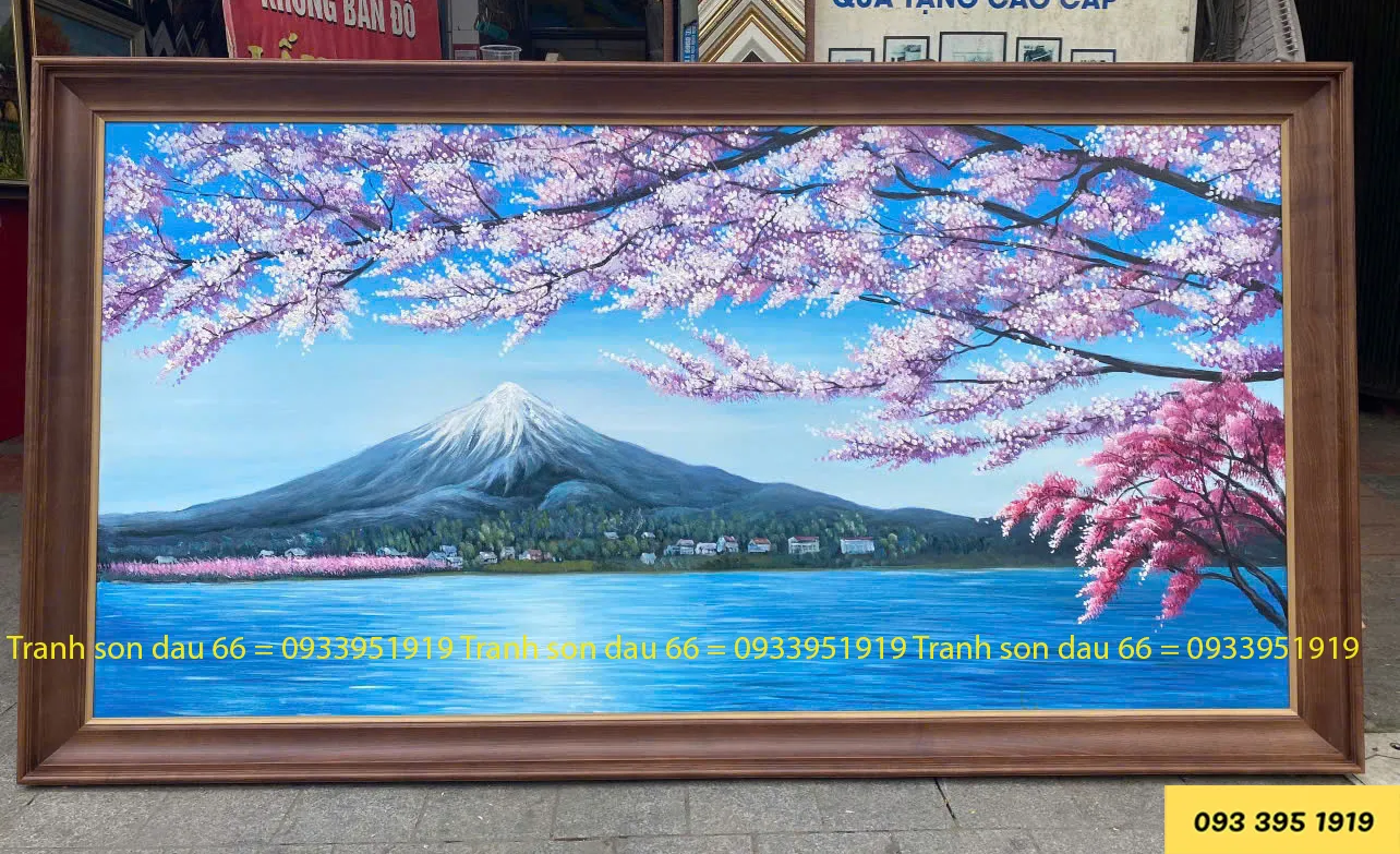 Bức tranh vẽ núi Phú Sĩ kết hợp cùng hoa anh đào rực rỡ