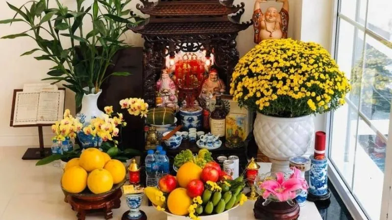 Lưu ý quan trọng khi bài trí bàn thờ Thần Tài tại cửa hàng