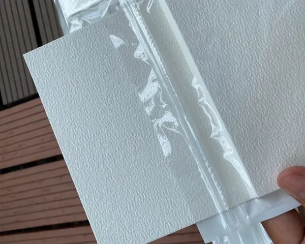 Cận cảnh giấy vẽ màu nước NaBii Aqua Fat