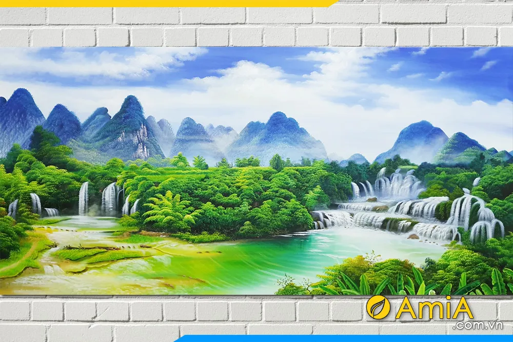 Cận cảnh từng nét vẽ sơn dầu tỉ mỉ của tác phẩm thác Bản Giốc