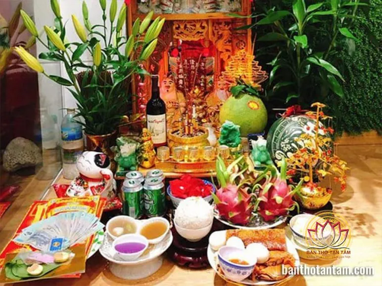 Chuẩn bị đầy đủ các vật phẩm cần thiết cho bàn thờ Thổ Địa Thần Tài