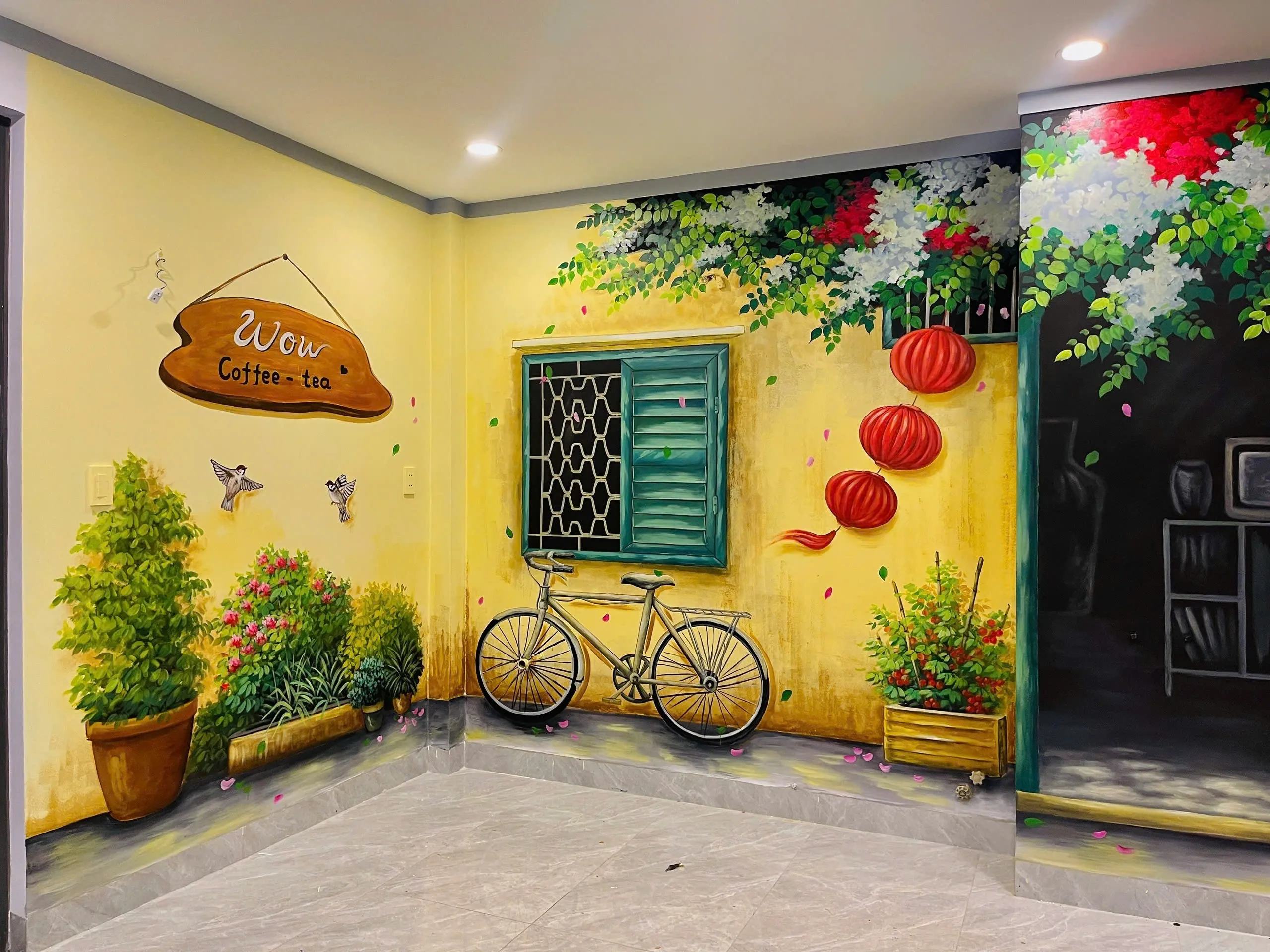 Một mảng tường được trang trí bằng hình ảnh phong cảnh tự nhiên sắc nét