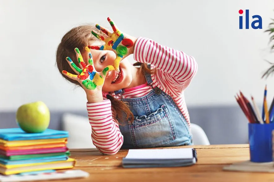 Dạy bé cách vẽ tranh sáng tạo và lưu giữ kỷ niệm trong sổ phác thảo