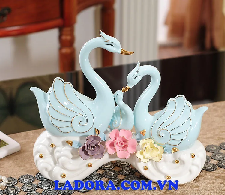 Gia đình chim thiên nga gốm sứ CVS014