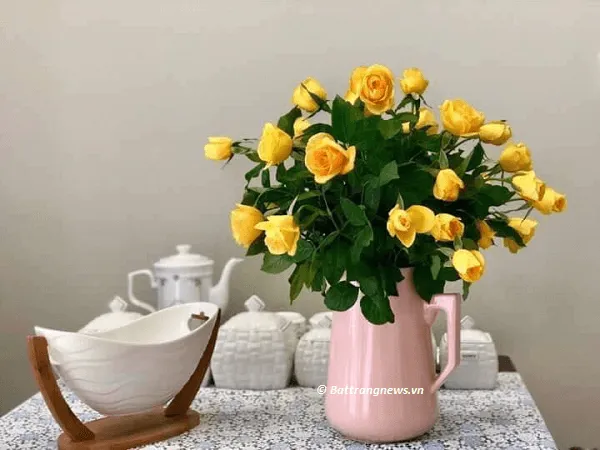 Trang trí nội thất bằng các mẫu gốm sứ Bát Tràng cao cấp hiện nay