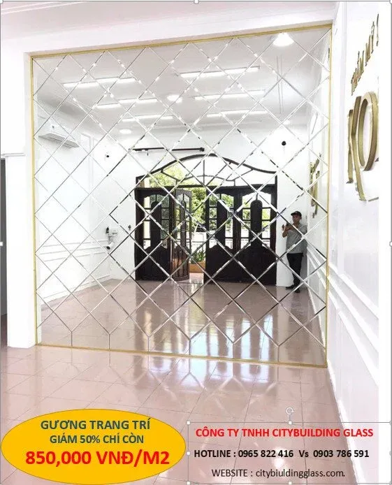 Gương trang trí bàn ăn