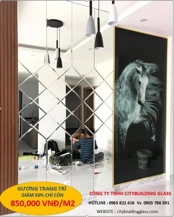 Gương trang trí bàn ăn