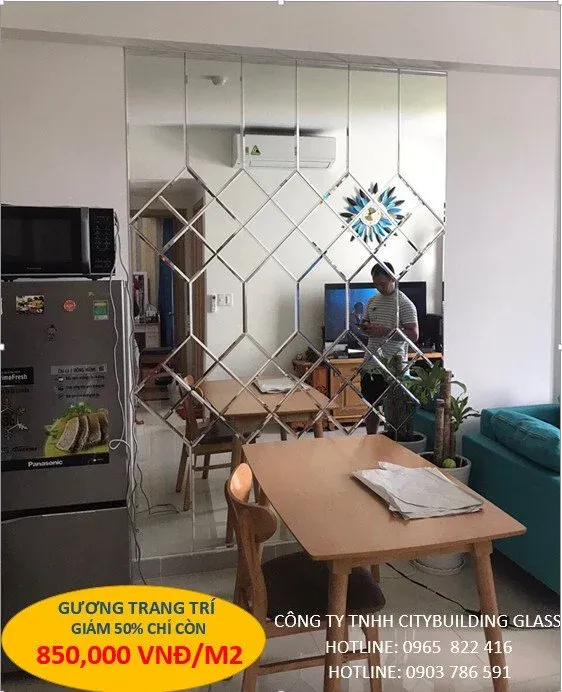 Gương trang trí bàn ăn