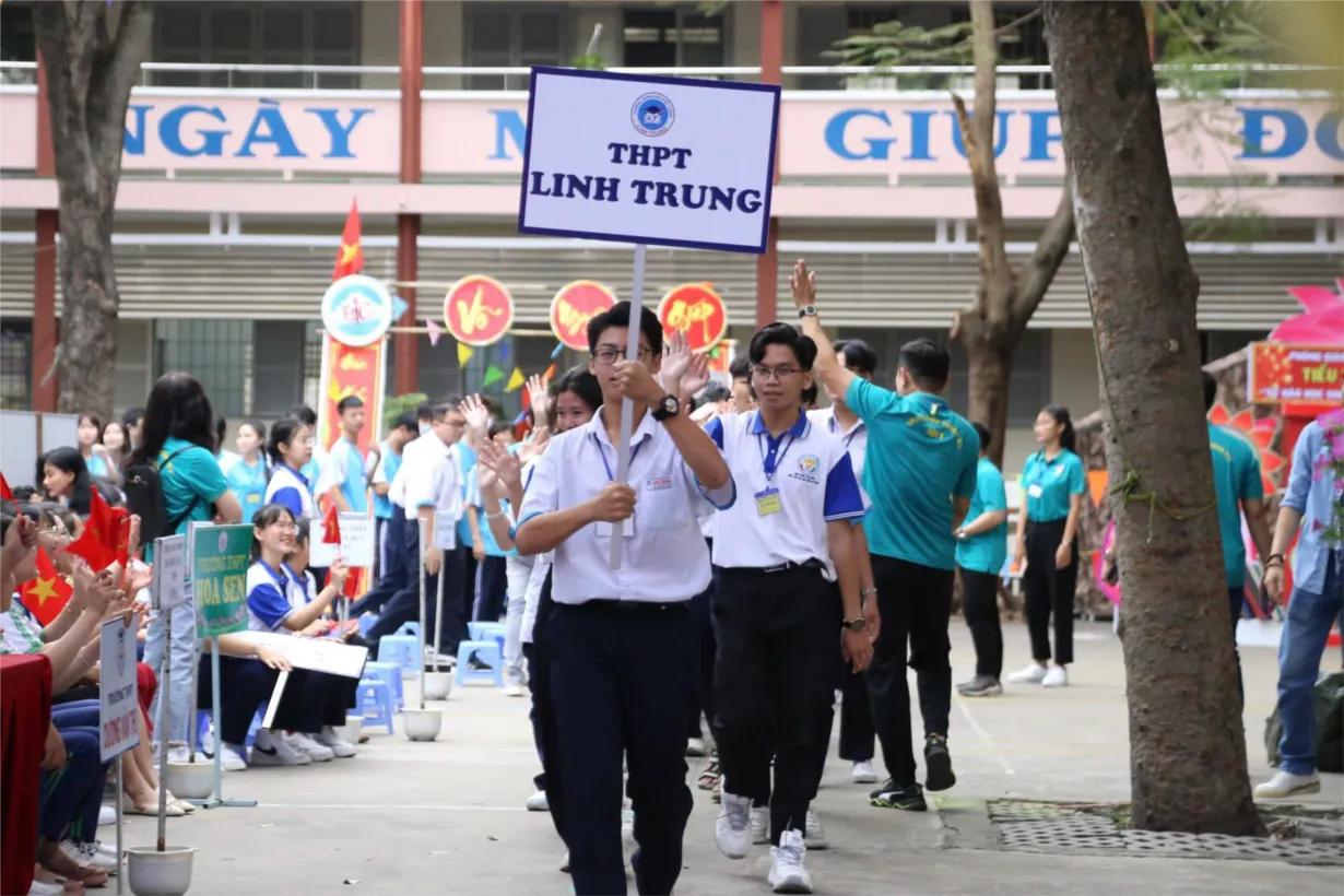 Hội trại truyền thống 9/1 với sự tham gia của đông đảo học sinh