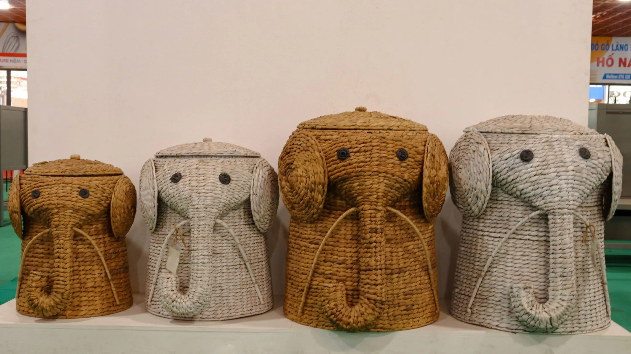 Bộ sưu tập túi xách và giỏ thủ công mỹ nghệ đa dạng kiểu dáng phù hợp cho nhiều mục đích sử dụng