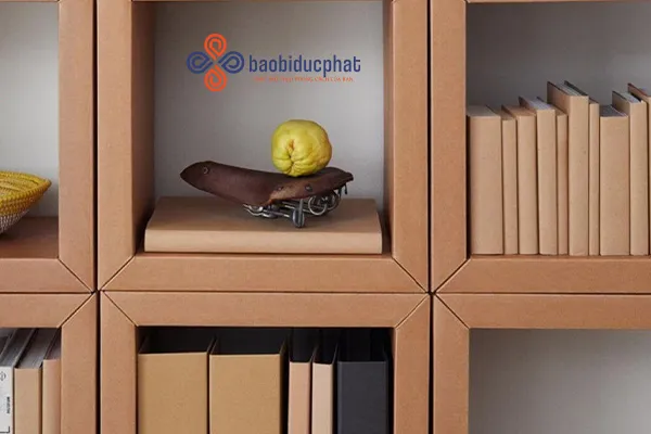 Kệ sách mini làm từ thùng Carton chắc chắn