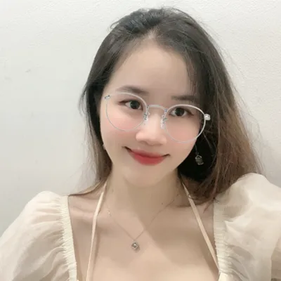 Linh Chi - Chuyên gia nội dung nội thất với kinh nghiệm dày dặn trong việc tư vấn không gian sống hiện đại