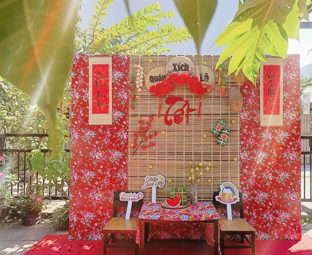 Màn hình tre trang trí Tết 2026