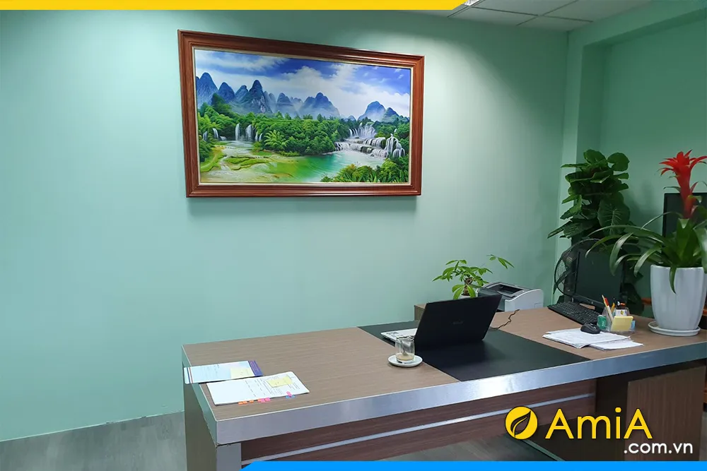 Mẫu tranh vẽ thác Bản Giốc trang trí phòng giám đốc sang trọng