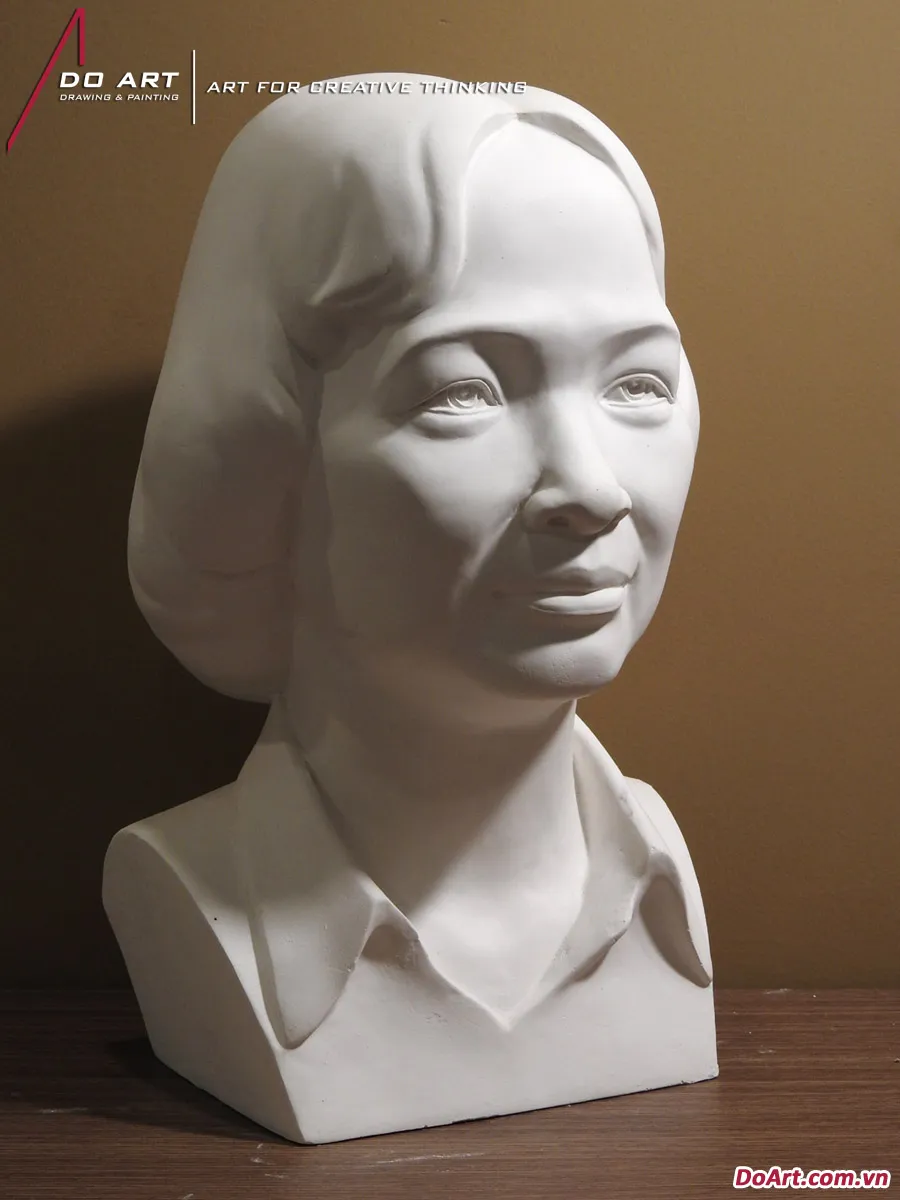 Tượng thạch cao cô gái góc nghiêng 3/4 tinh tế
