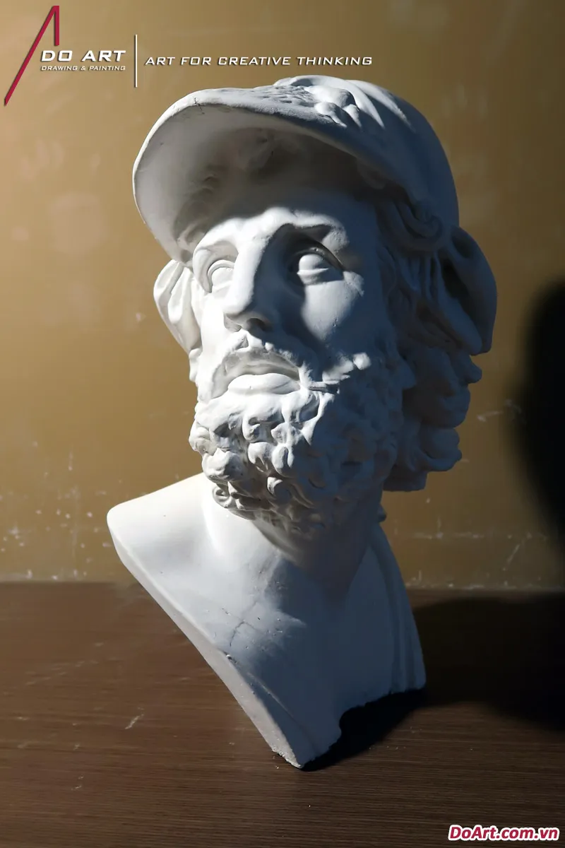 Chi tiết tượng thạch cao Tây góc nghiêng đầy chiều sâu