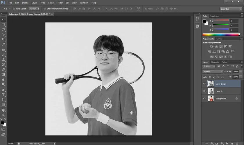 Nhấn Ctrl+J để nhân đôi Layer thêm một lần nữa cho bước kế tiếp