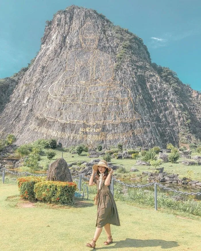 Check-in núi Phật Vàng Pattaya