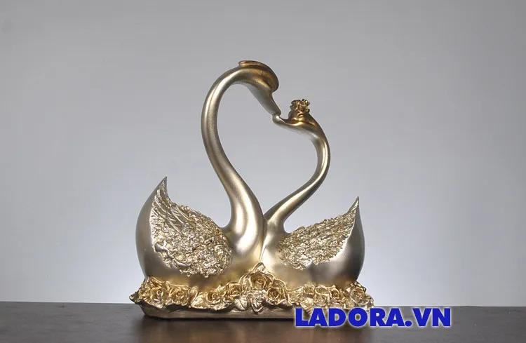 Cặp chim thiên nga trang trí CV023