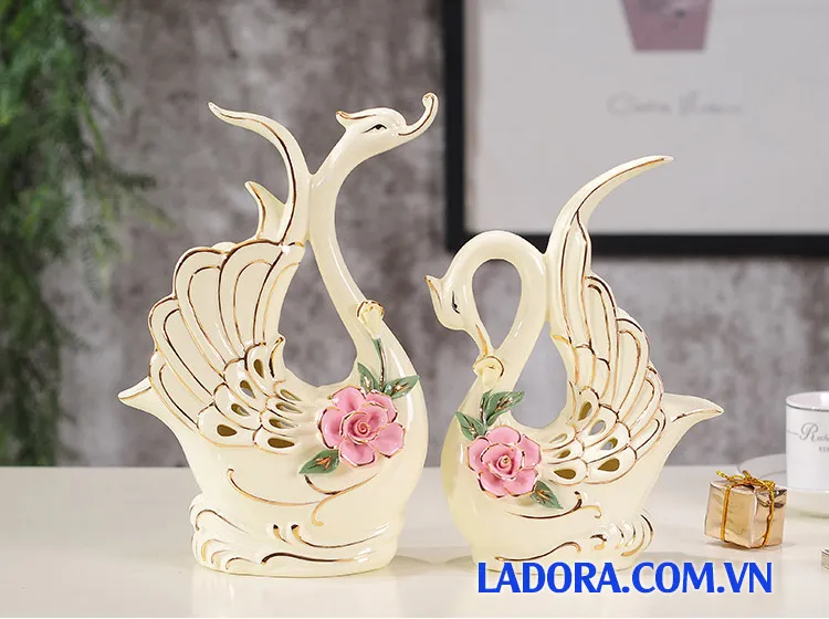 Đôi chim thiên nga gốm sứ CVS006