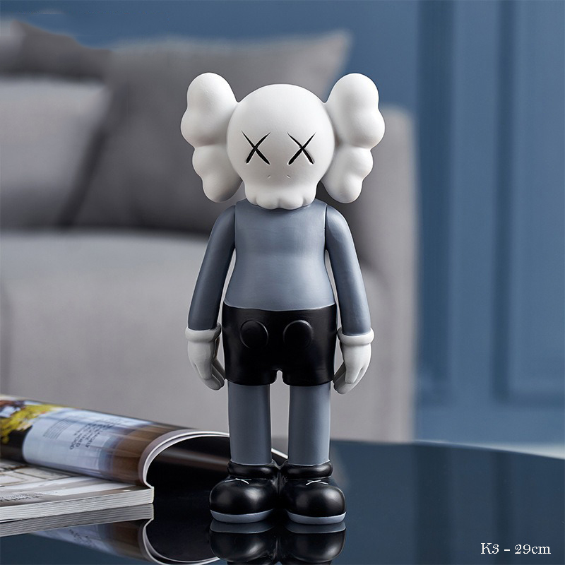 Kaws có mặt ở hầu hết các sản phẩm đồ chơi