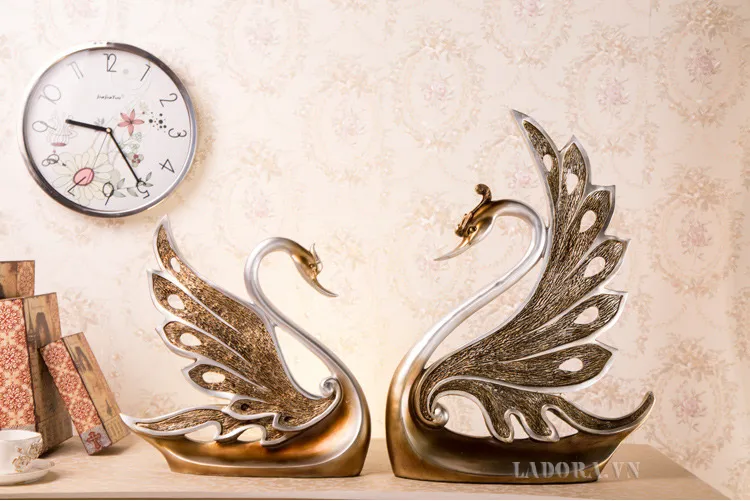 Cặp thiên nga trang trí tại LaDora.vn