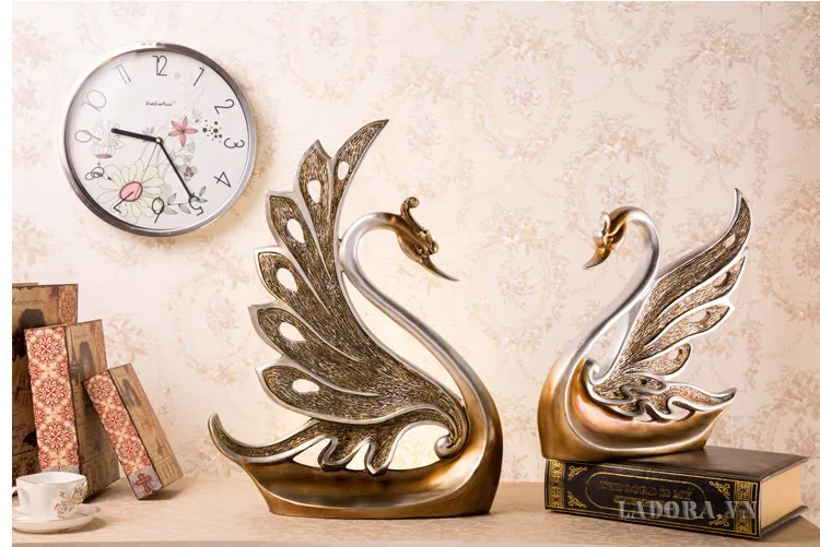 Cặp thiên nga trang trí tại LaDora.vn