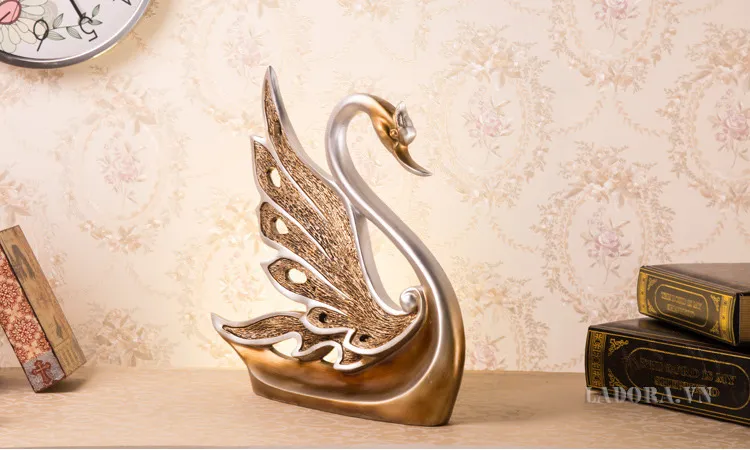 Cặp thiên nga trang trí tại LaDora.vn