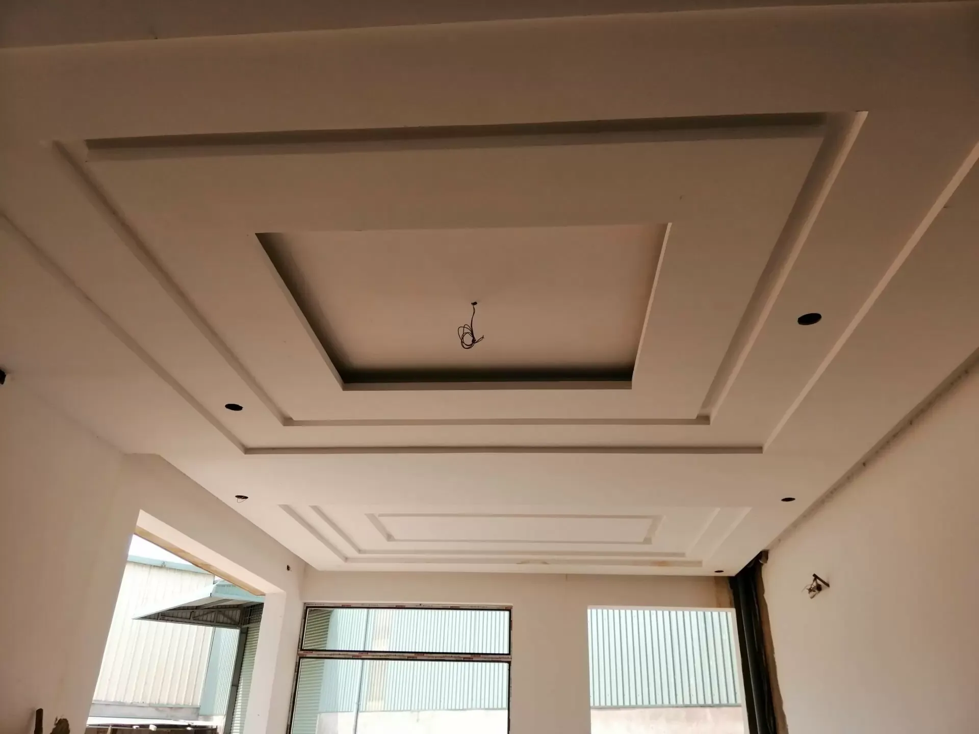 Kiến trúc trần thạch cao giật 3 cấp đẳng cấp cho biệt thự