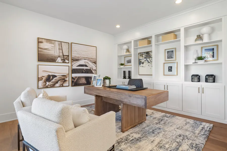 Kệ đựng sách trên bàn làm việc