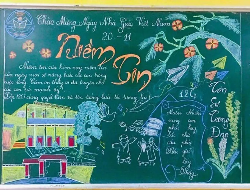 Họa tiết phấn tiên rực rỡ tri ân người lái đò thầm lặng trên bảng đen