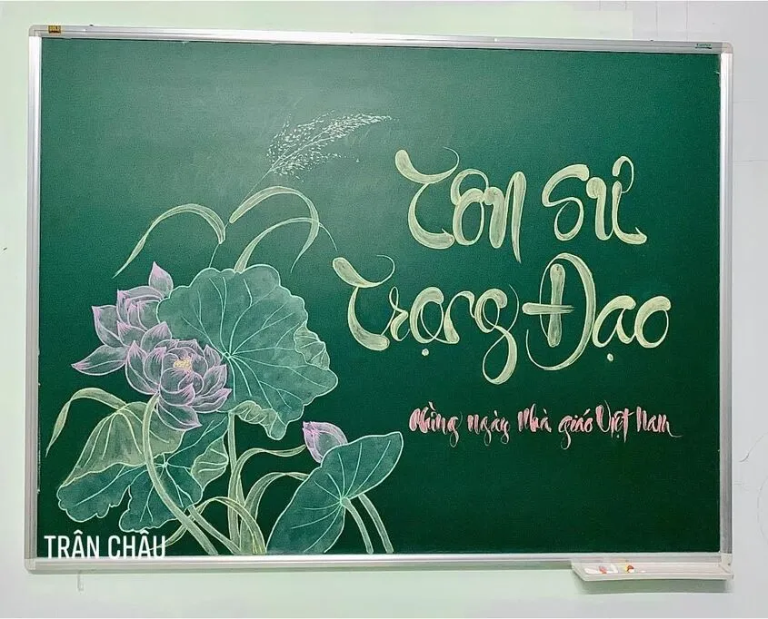 Sử dụng bảng đen như một bức tranh đen trắng nghệ thuật