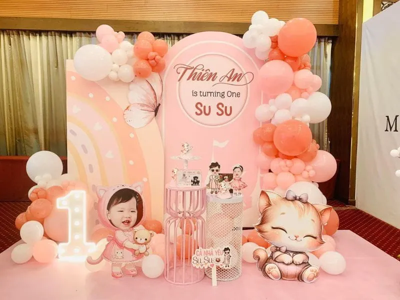 Trang trí sinh nhật bé gái hai back 3tr