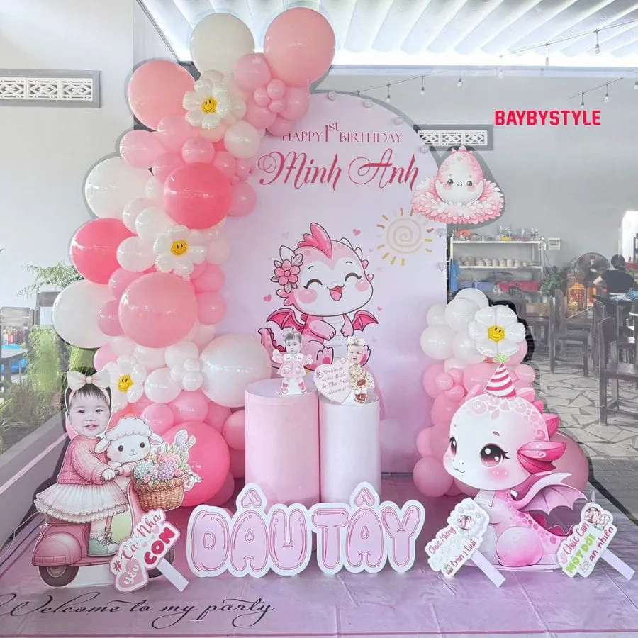 Trang trí sinh nhật bé gái phông chữ U giá 2tr4