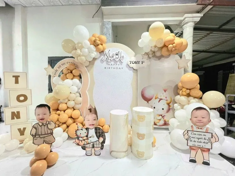 Trang trí sinh nhật bé trai đa back 4tr8