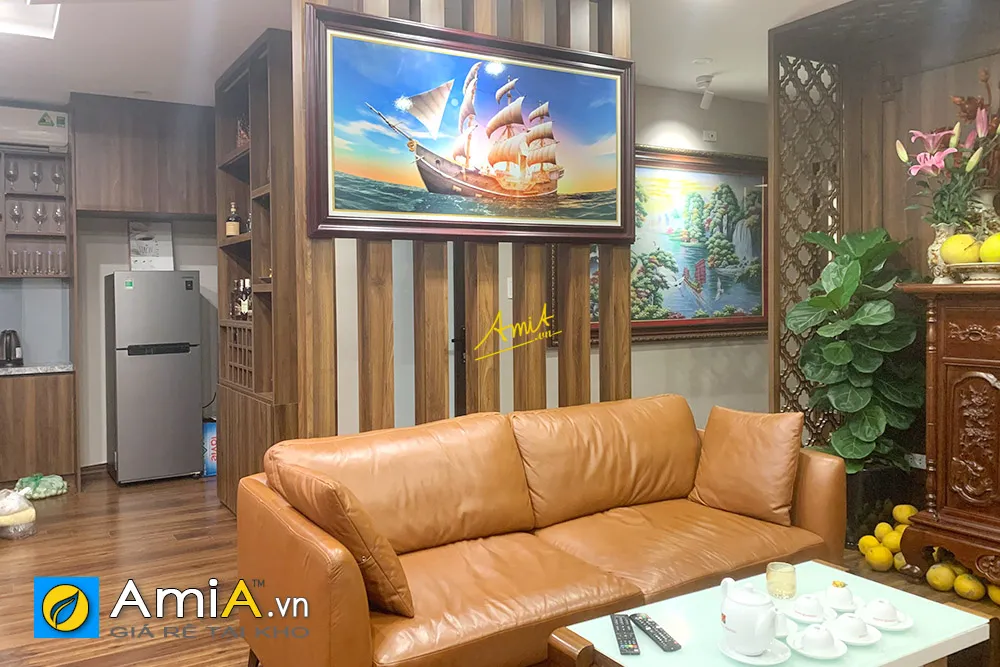 Tranh thuận buồm xuôi gió đẹp ý nghĩa treo phòng khách hợp mệnh Mộc