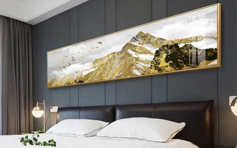 Tranh phong cảnh núi non dát vàng